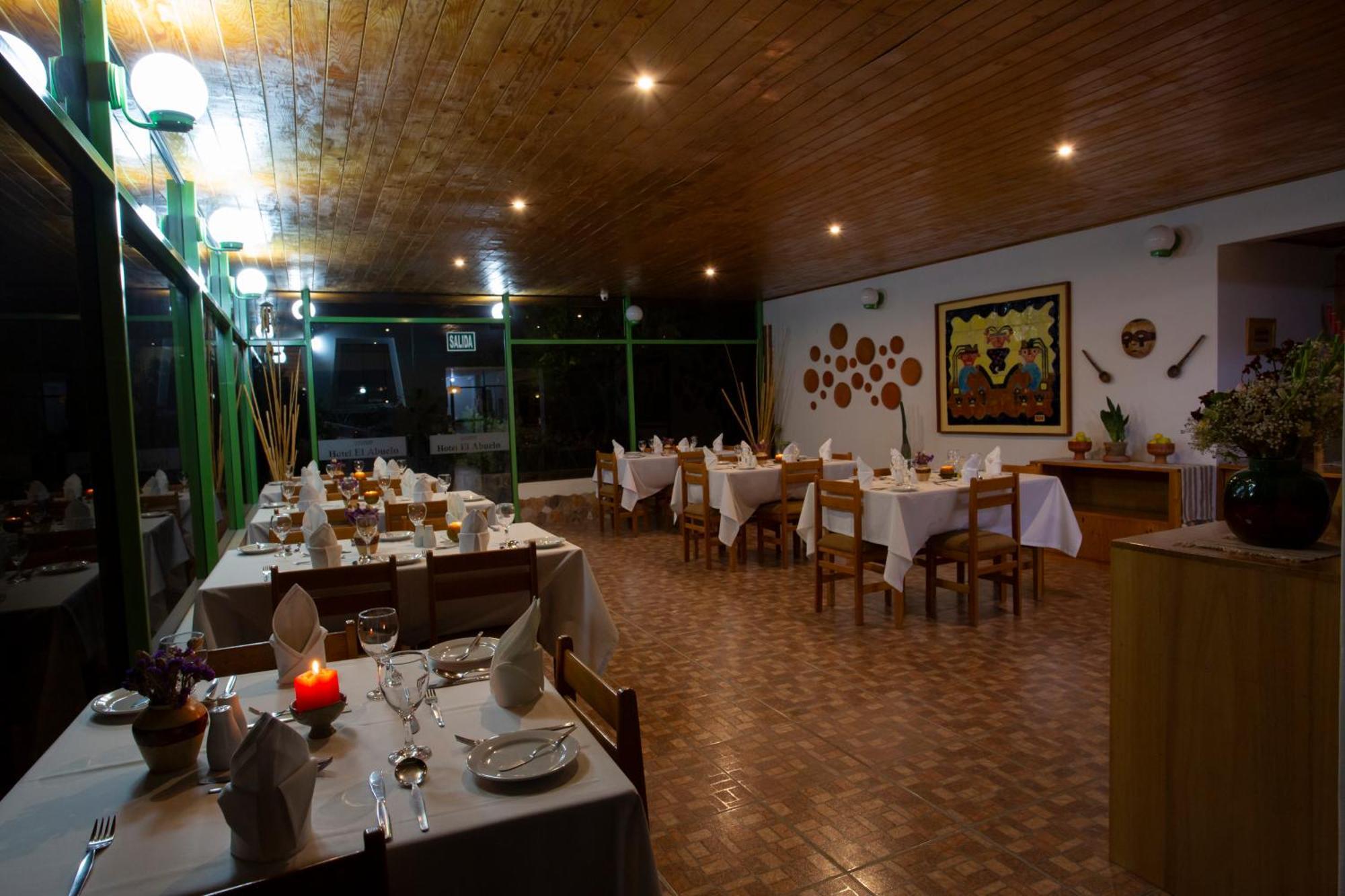 Hotel El Abuelo Carhuaz Exteriör bild